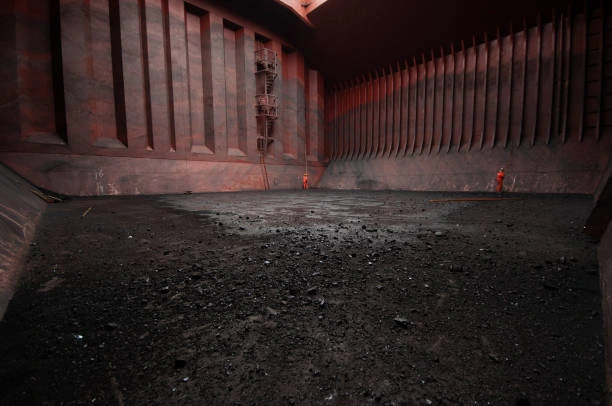 Limpeza de reservatórios marítimos